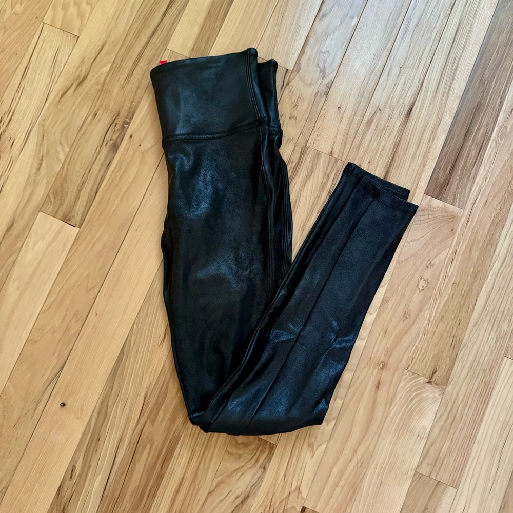 Spanx Faux Leather leggings